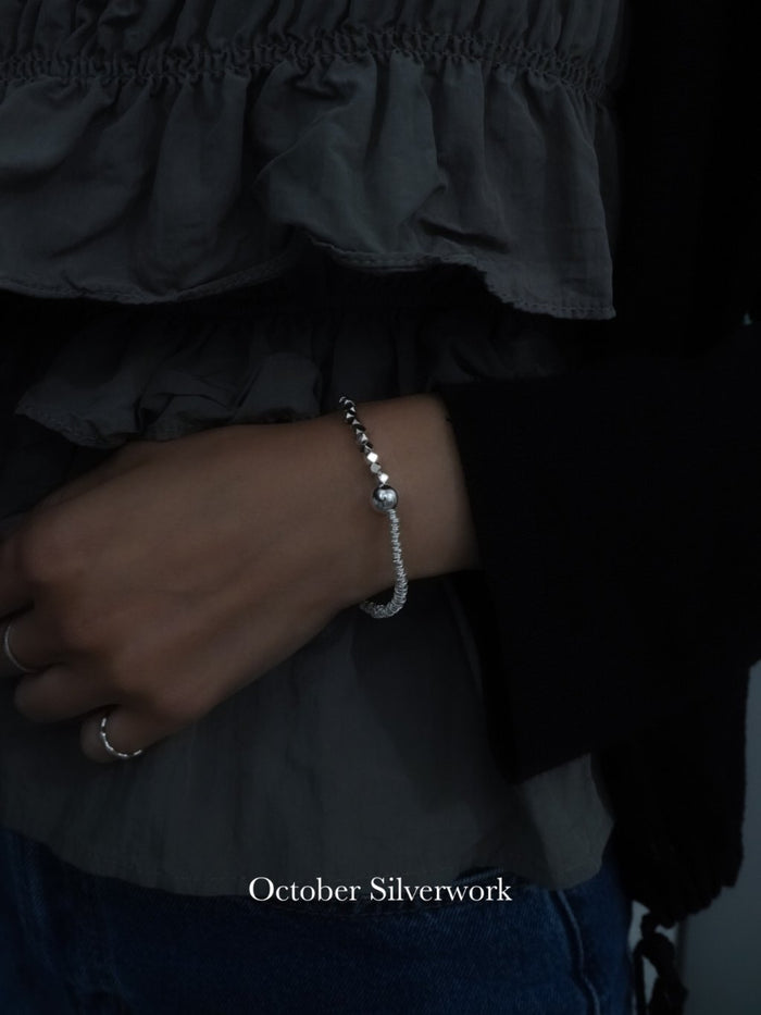 B1294 8mm Round Bead, Circle, and Square Bead Elastic Bracelet