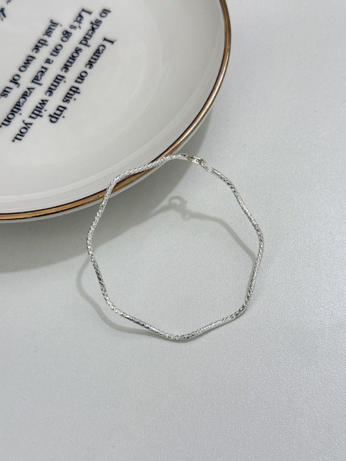 B1495 Wavy Polished Rigid Bracelet