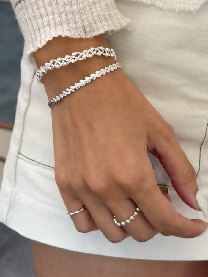 B1524 Heart-to-Heart Snake Bone Bracelet