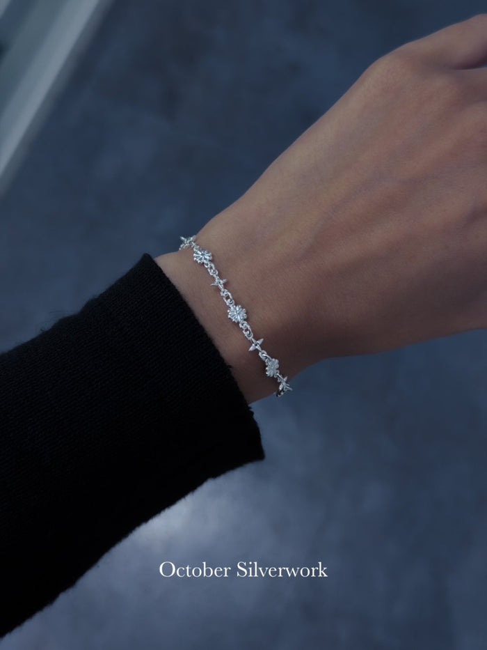 B1574 Flower Cross Pull Bracelet