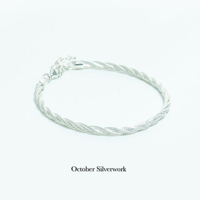 B1576 Italian Silk Thread Twisted Bracelet