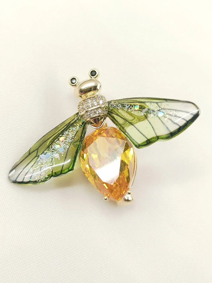 Bina Y&G Honey Bee Brooch