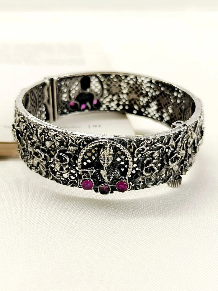 Dhairya Ruby Oxidized kada