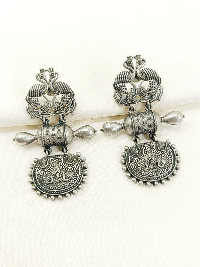 Dhrishti Plain Oxidized Earring
