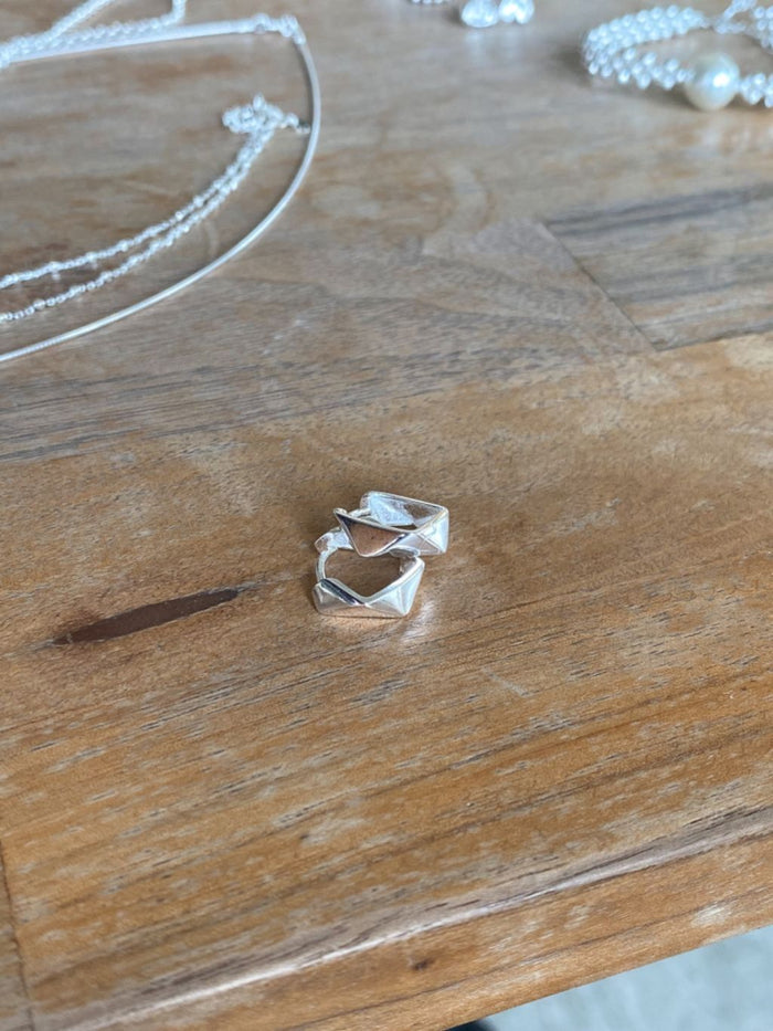 E1352 Square Cut Earrings