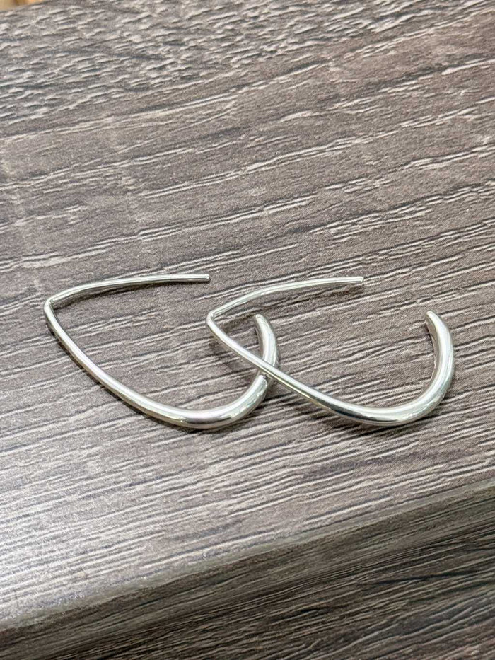 E1444 Simple Long Ear Spoon Earrings