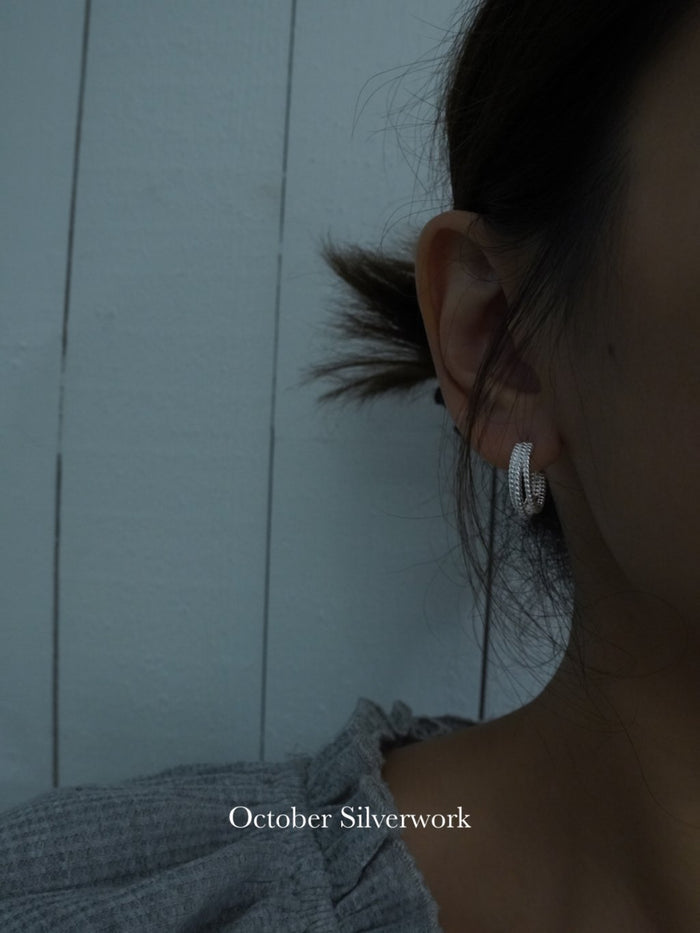 E1499 Oval Bead Earrings