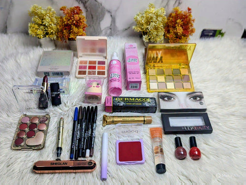 "Eid Deal 🌟: 21-in-1 Beauty Bonanza at Lushbyisra.pk💄✨