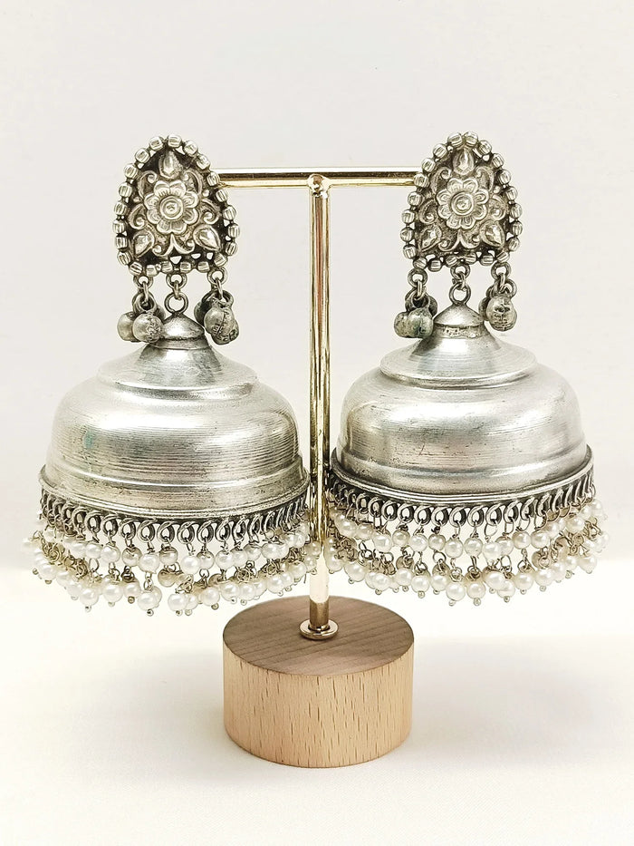 Ela Plain Oxidized Jhumki