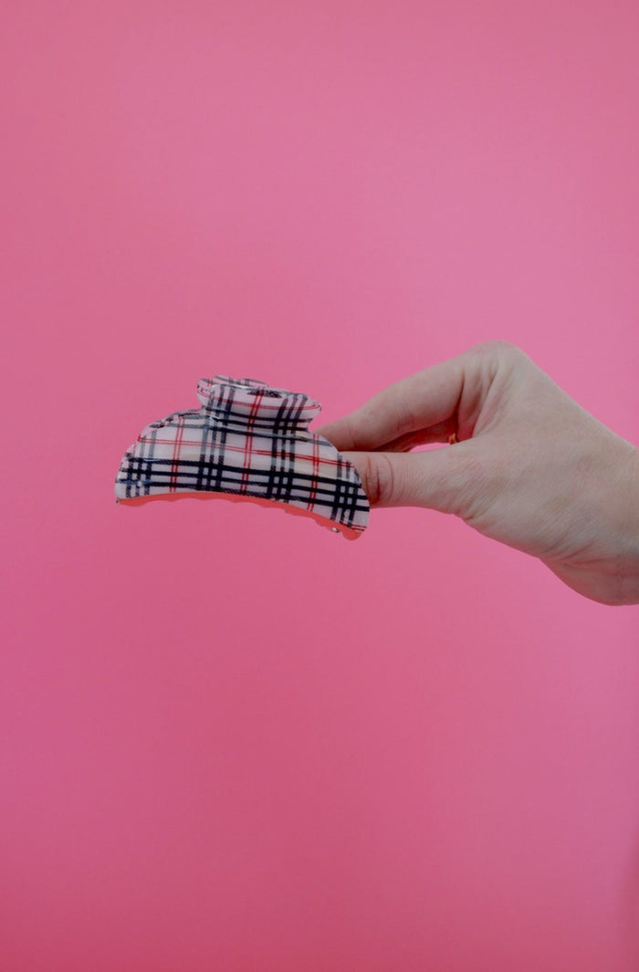 Elora Plaid Hair Clips - Final Sale