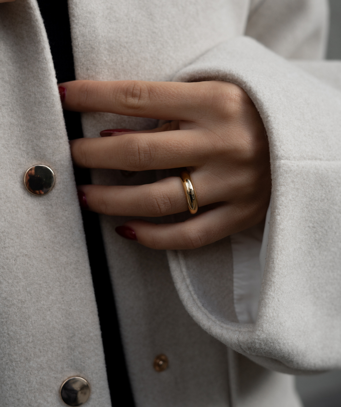 ESSENTIAL RING