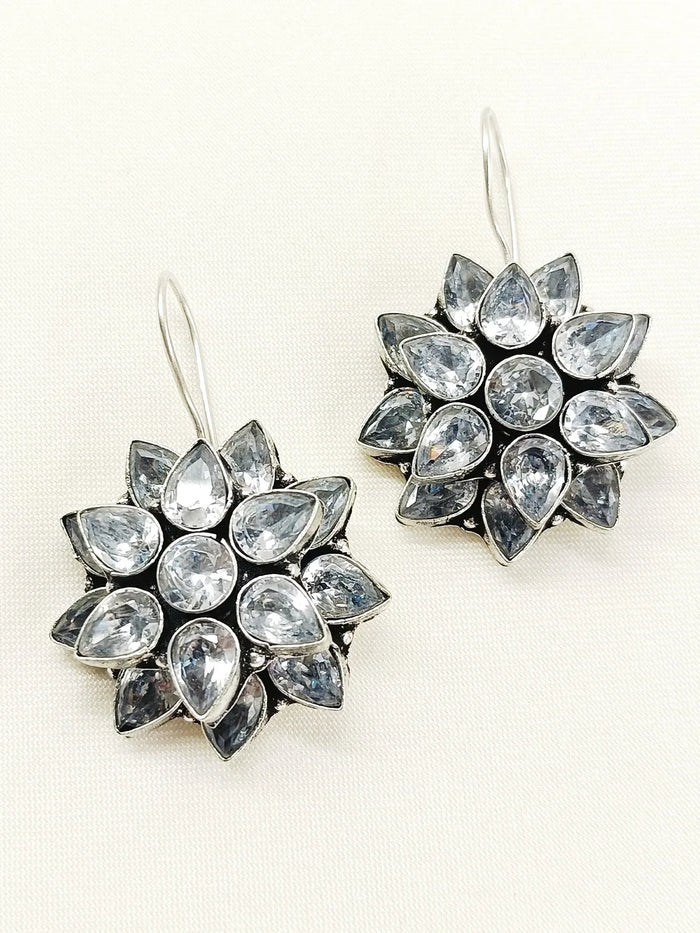 Fara White Oxidized Earring