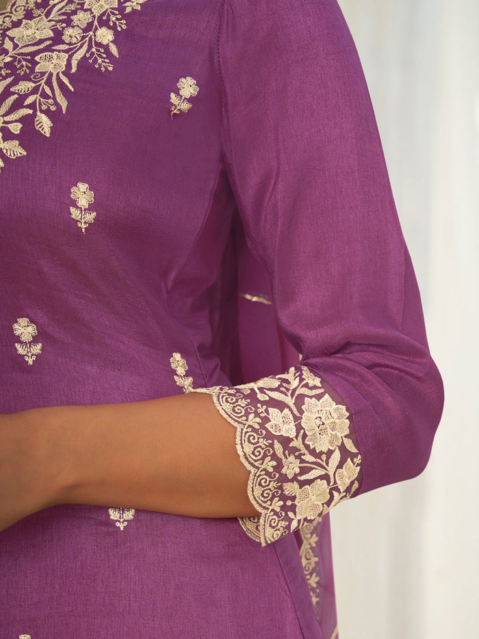 Floral and Geometric Threadwork Plum Kurta Set with Hanging Pearl Daman, Straight Pant, and Dupatta