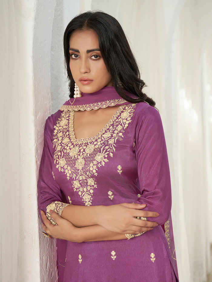 Floral and Geometric Threadwork Plum Kurta Set with Hanging Pearl Daman, Straight Pant, and Dupatta
