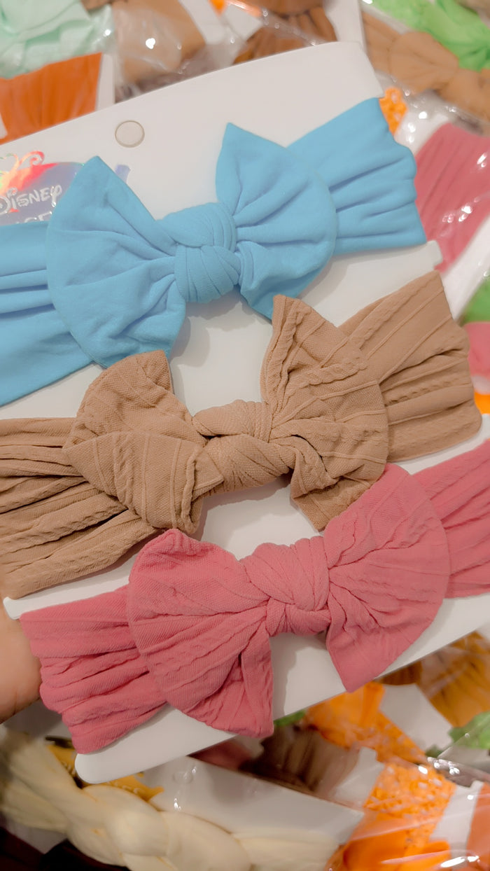 Half kg Soft head bands ( 7 cards in one kg, each card has 3 bands)