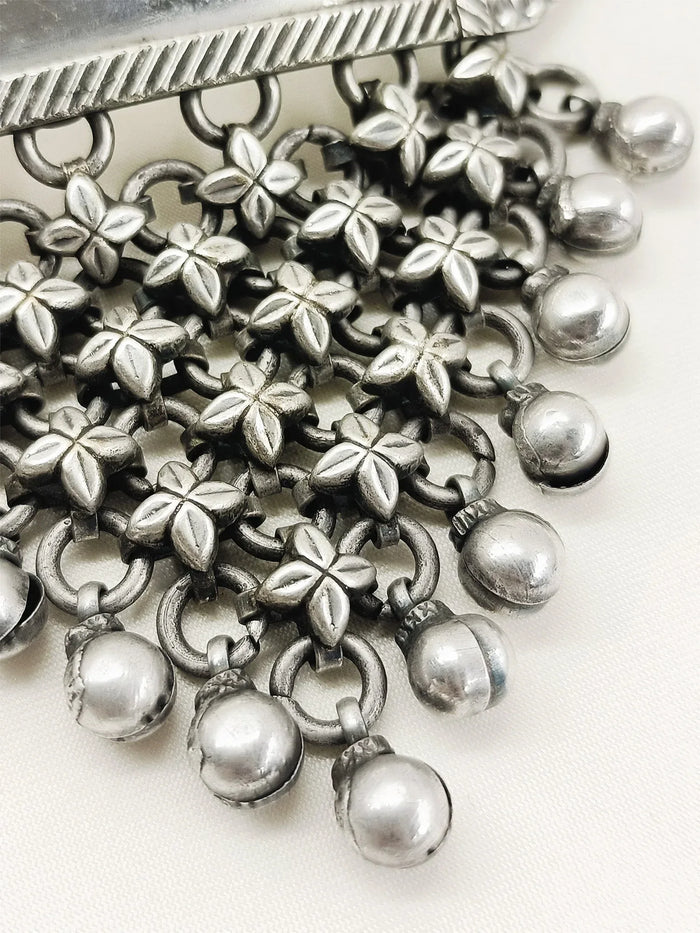 Indulekha Plain Oxidized Neckpiece