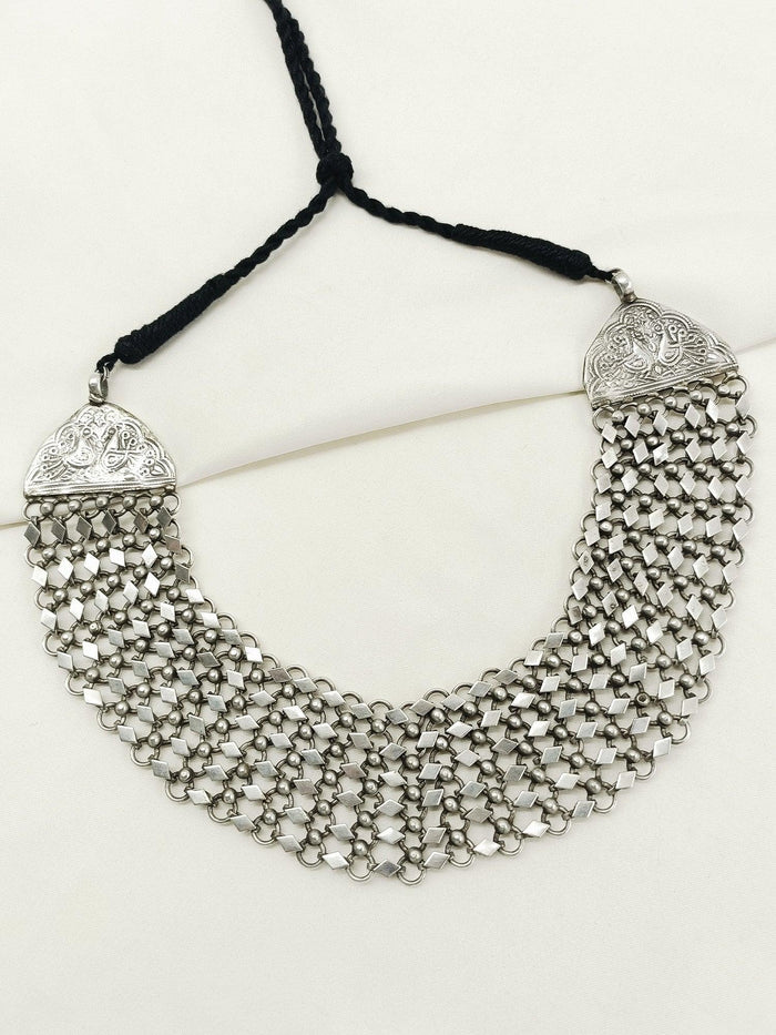 Irya Plain Men's Neckpiece