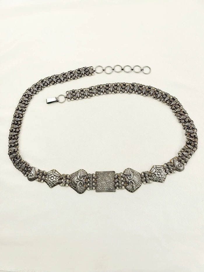 Komalika Plain Oxidized Waist Belt