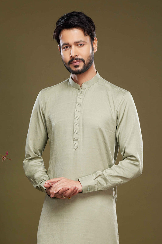 Men's Art Banarasi Silk Thread Work Kurta Pajama In Pista Green Colour