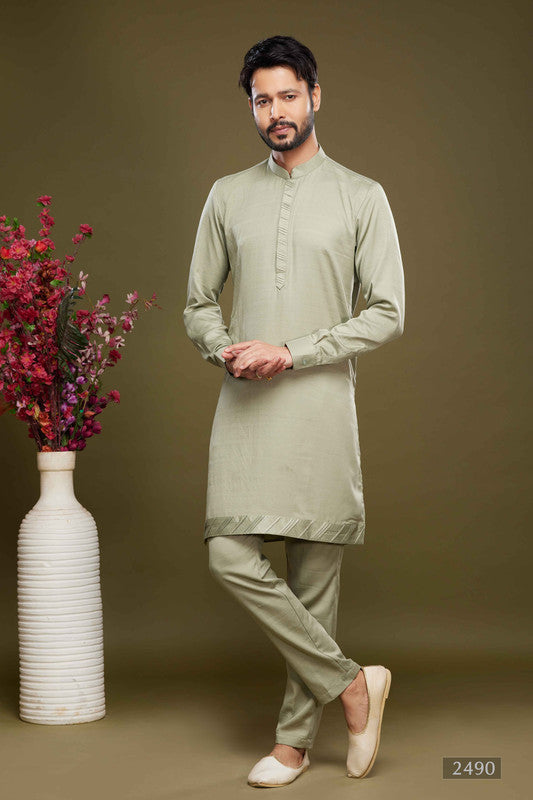 Men's Art Banarasi Silk Thread Work Kurta Pajama In Pista Green Colour