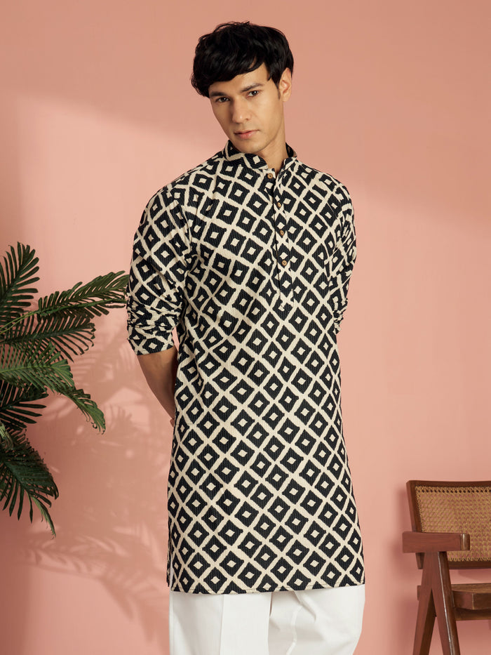 Men's Black Cotton Geometric Print & Embroidered Mid-Length Kurta