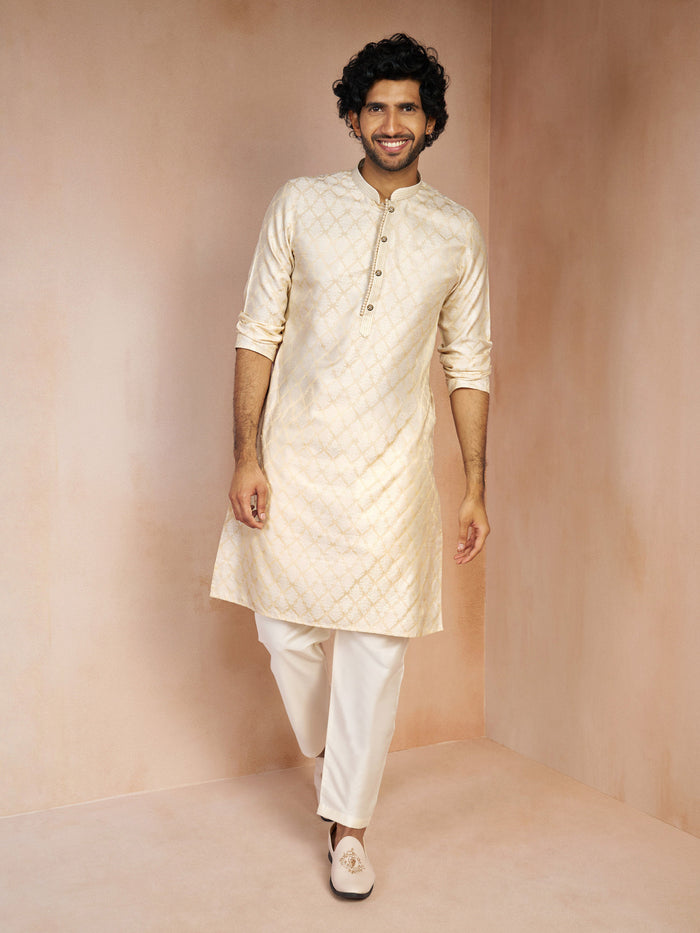 Men's Cream Jacquard Geometric Thread Embroidered Silk Blend Straight Kurta