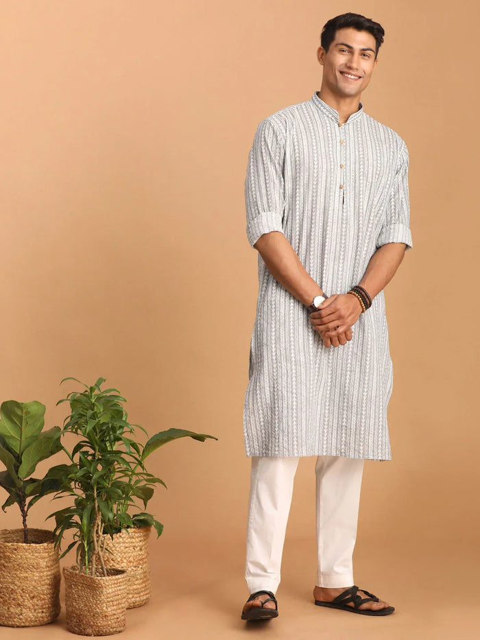 Men's Grey And White Batik Printed Kurta With White Pant Set