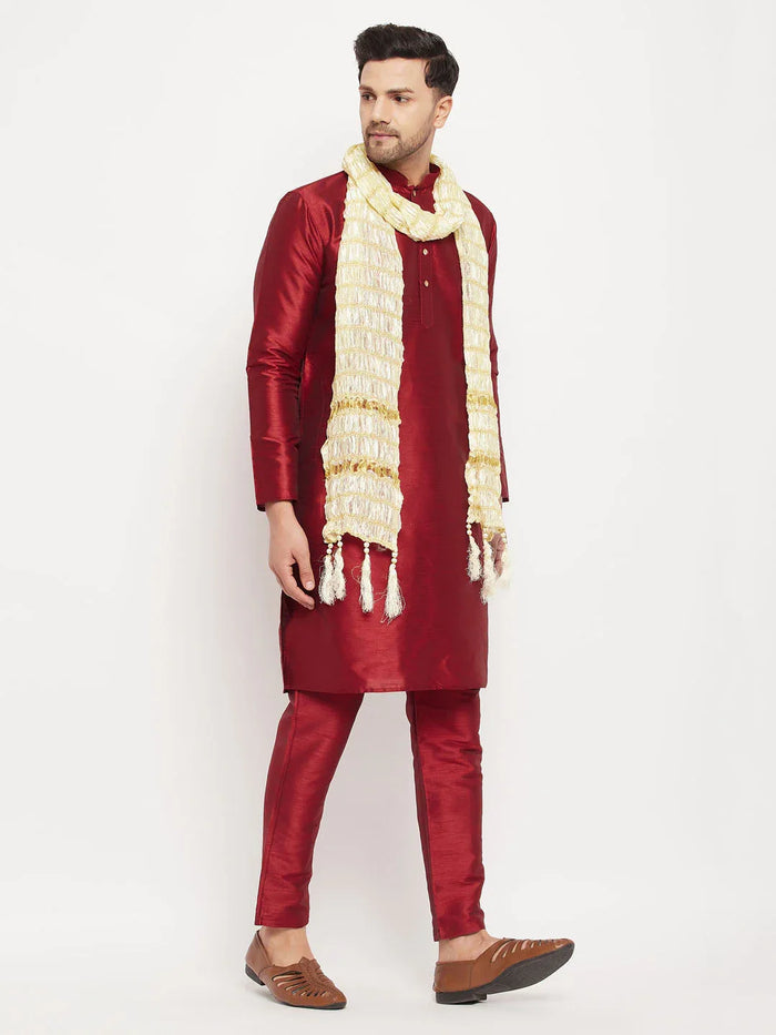 Men's Maroon Silk Blend Kurta And Maroon Pant Style Pyjama Set With Dupatta