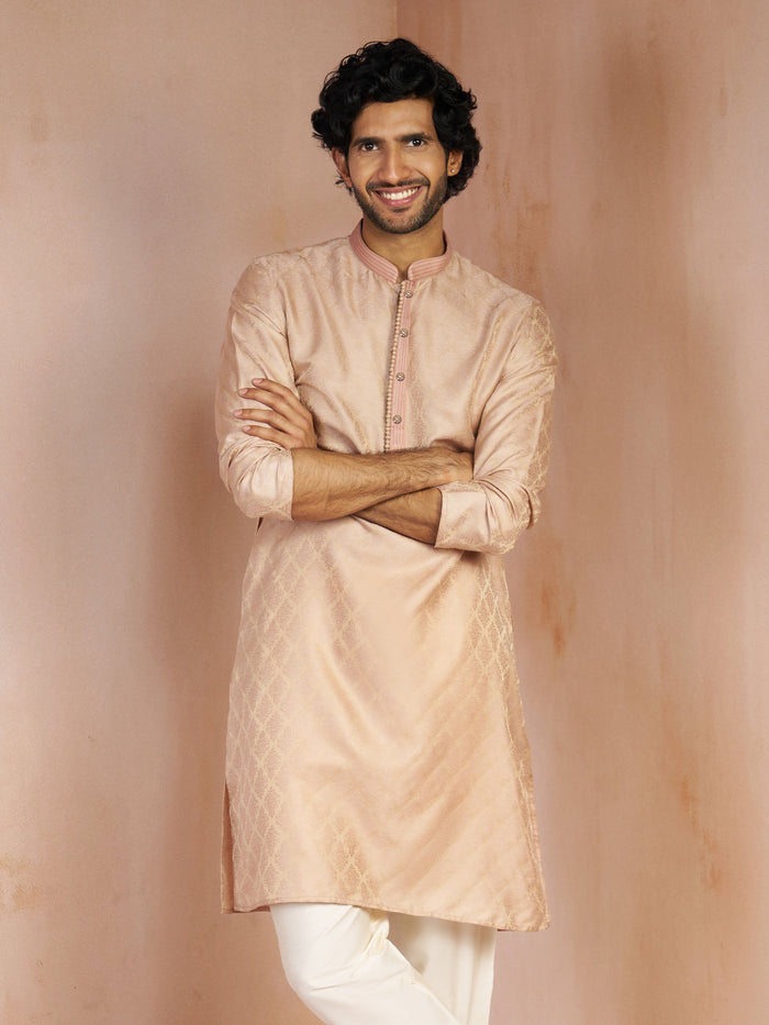 Men's Peach Jacquard Geometric Thread Embroidered Silk Blend Straight Kurta