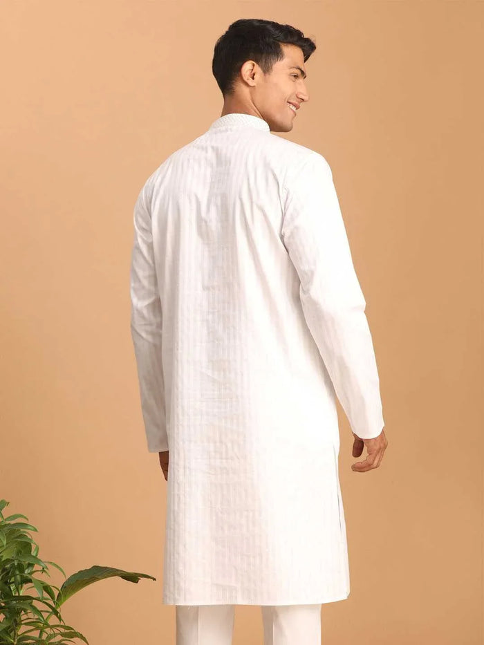 Men's White Cotton Blend Solid Kurta
