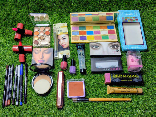 *"Mini Deal 🔥: Get Your Favorite Cosmetics at Unbeatable Prices! 💄*