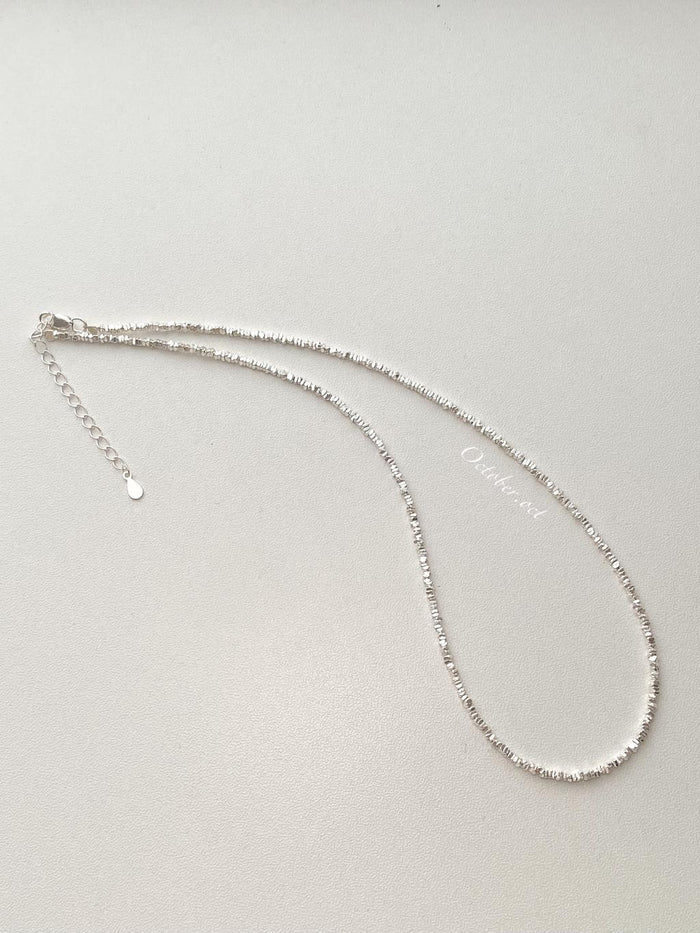 N1175 Crushed Silver Clavicle Necklace
