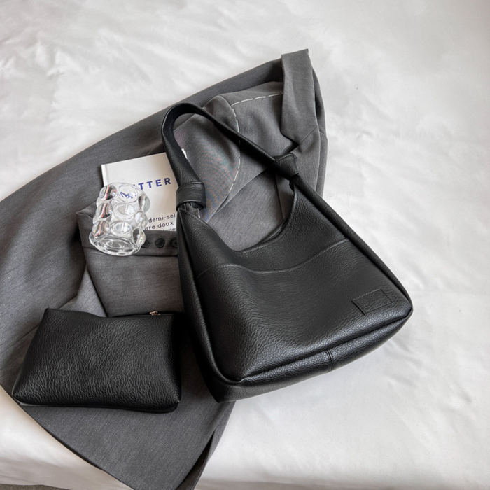 Nava | Hobo Bag  - By Qivii
