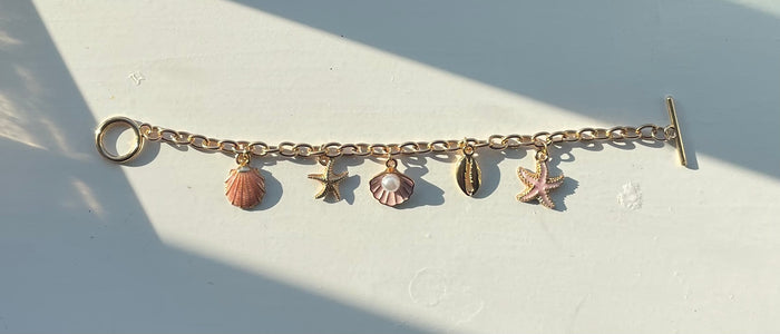 pink beach summer necklace and charm bracelet set🐚
