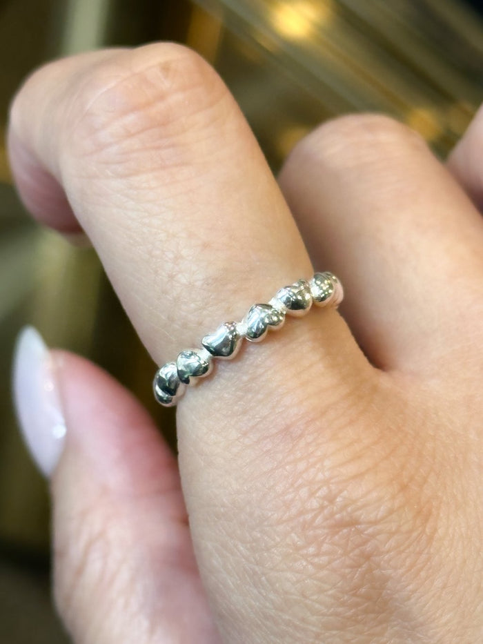 R1631 Interlocking Hearts Ring