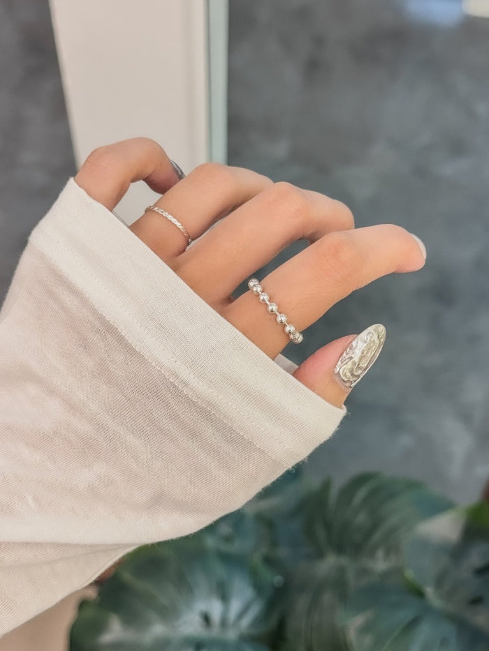 R1669 Bead Chain Ring