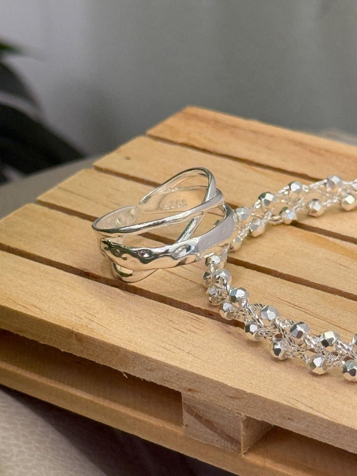 R1716 Thick and Thin Intersecting Lines Ring