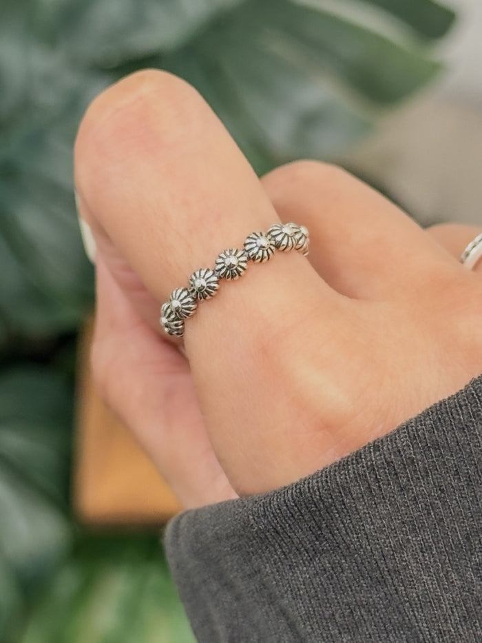 R1722 Distressed Sunflower Ring