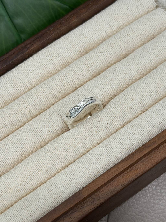 R1742 Irregular Ribbed Pinky Ring
