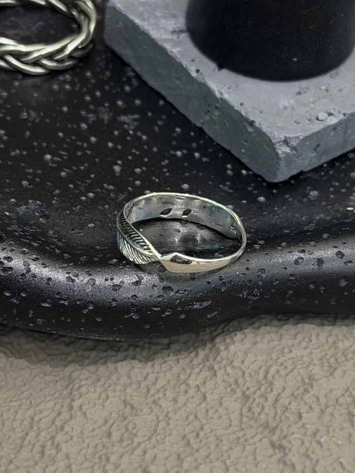 R1780 Distressed Slim Feather Zircon Ring