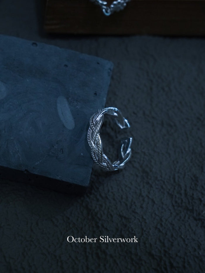 R1789 Textured Woven Ring