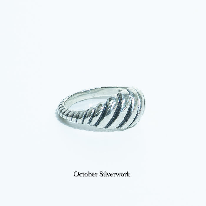 R1790 Twill Distressed Horn Ring