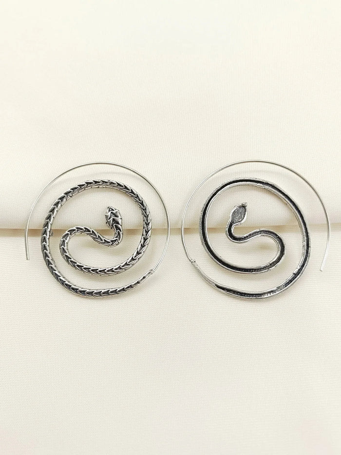 Ragvi Silver Western Earrings