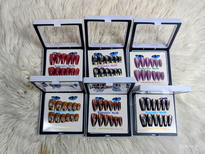 *Reusable 6 Random Design French Cat Eye Nails*
