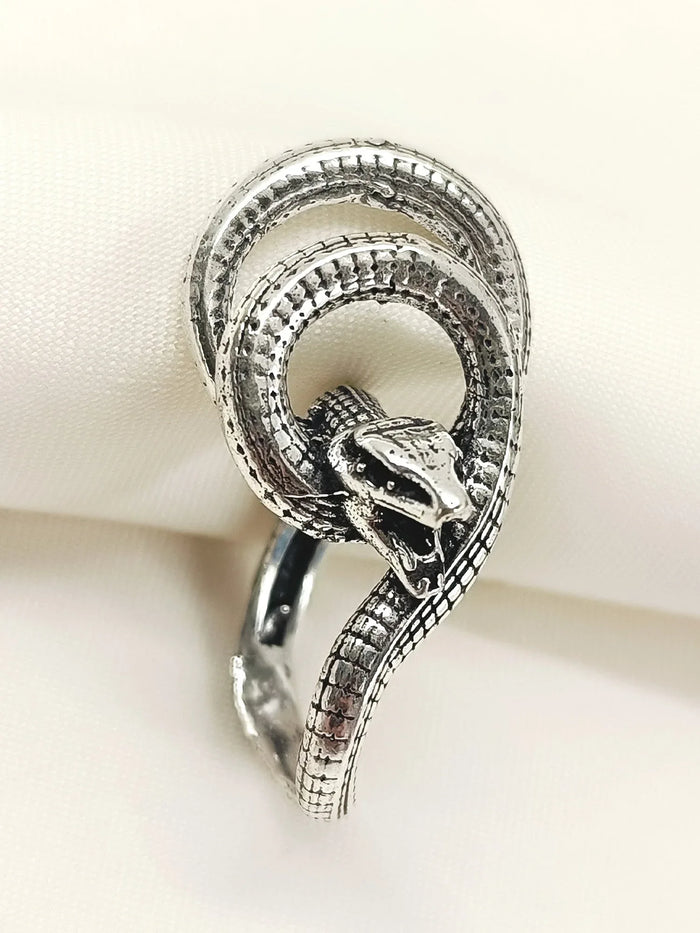 Ruchita Silver Western Finger Ring