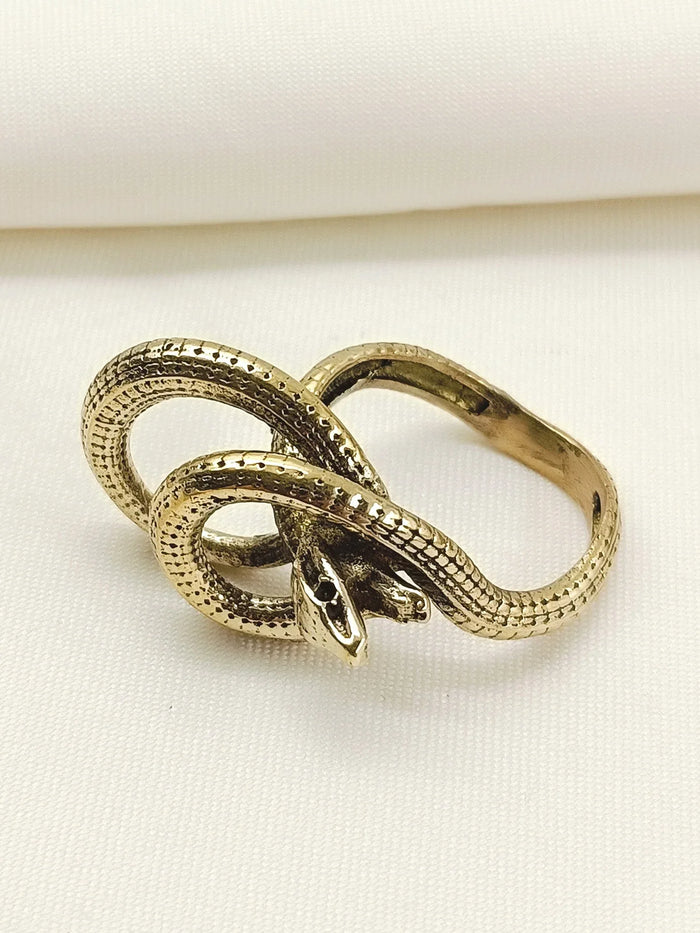Safia Golden Western Finger Ring