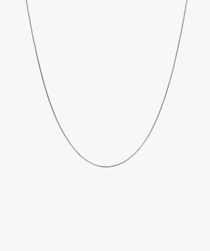 SLEEK PLAIN NECKLACE SILVER