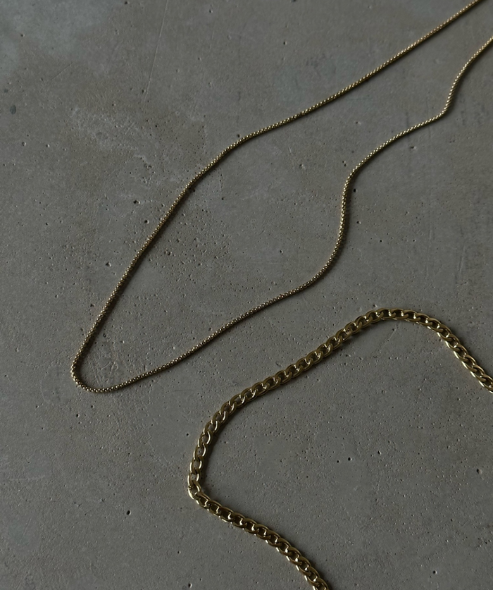 THIN CURB CHAIN NECKLACE