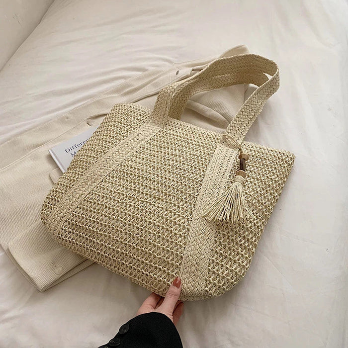 Totah | Tote Bag  - By Qivii