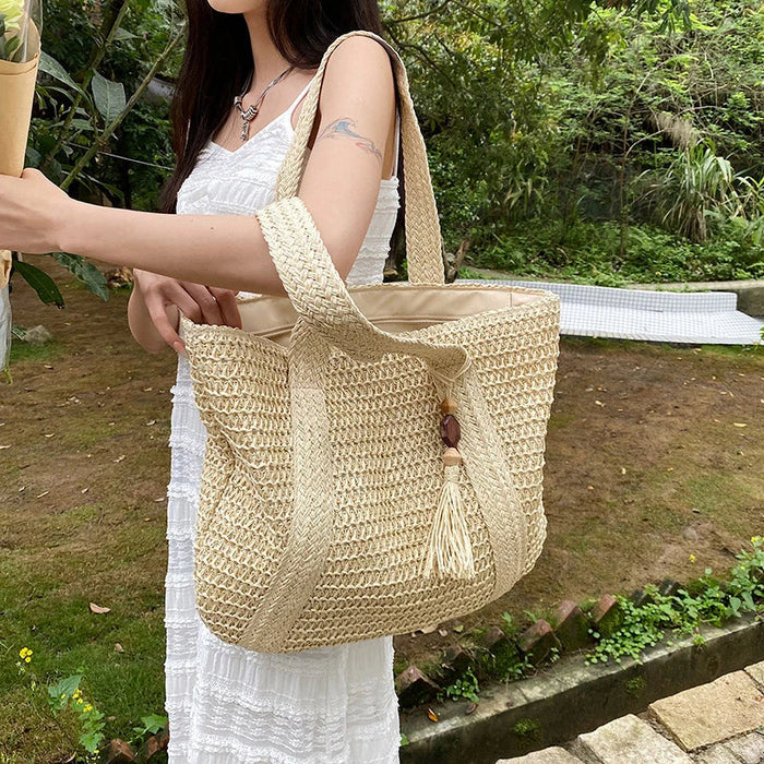 Totah | Tote Bag  - By Qivii